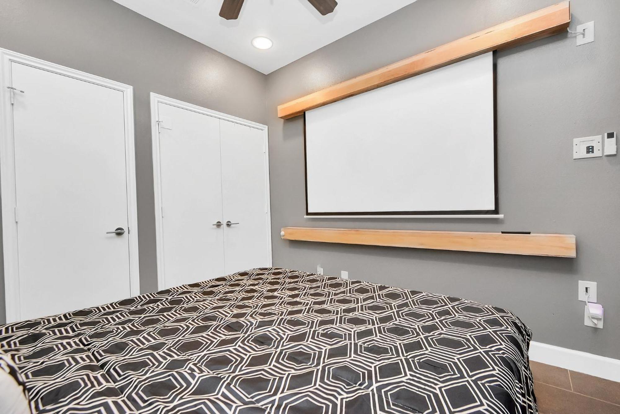 N-E-G Skai Midtown Of Houston Villa Exteriör bild